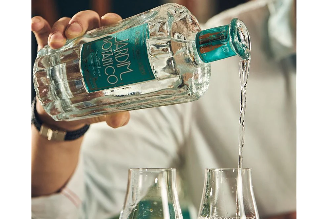 🍸 Gin Além da Tônica: Os Novos Coquetéis que Estão Fazendo Sucesso